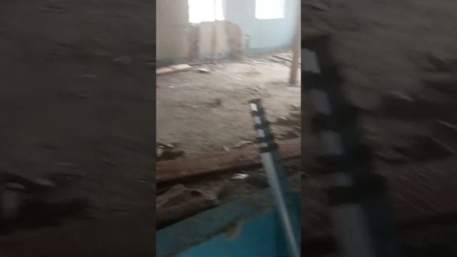 How to use leveling instrument to transfer 1m level on a construction site смотреть онлайн