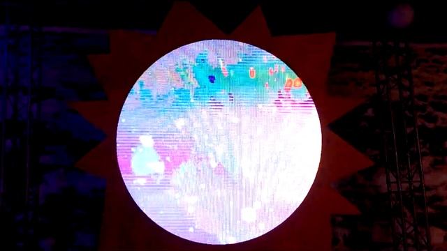 Мультимедиа-инсталляция Космический путь / Набережная Перми / В новогоднюю ночь 2021 смотреть онлайн