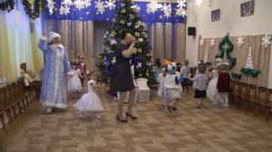 г.Дмитров детский сад "Солнышко" Малыши Новогодний Утренник