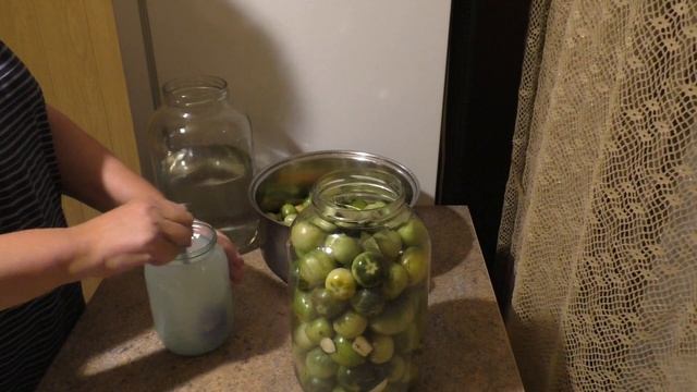 Квашеные ЗЕЛЕНЫЕ помидоры с СЕКРЕТОМ от Плесени ? Как бочковые на Зиму. ! смотреть онлайн