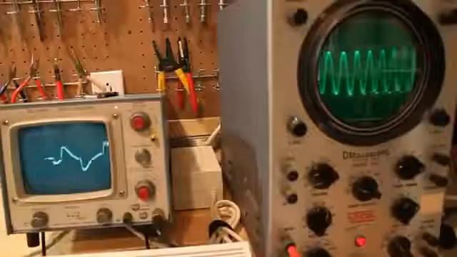 Самый необычный музыкальный инструмент смотреть онлайн