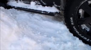 Как выехать из сугроба без лопаты - лайфхак для автомобилистов