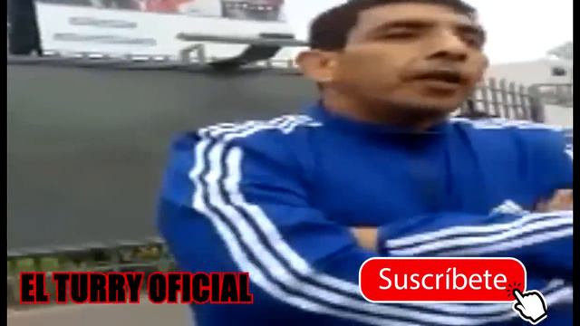 Policías amedrantan a CIVIL sin saber que era COMANDANTE DE LA POLICÍA смотреть онлайн