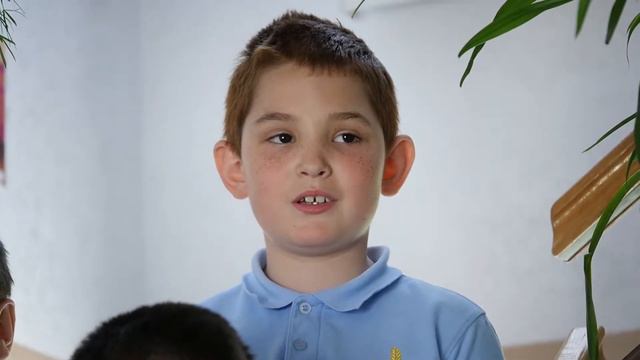 Пісня "Заповідь дитяча" у виконанні учнів 3 класу ПЛ "ЖИВЕ СЛОВО" смотреть онлайн