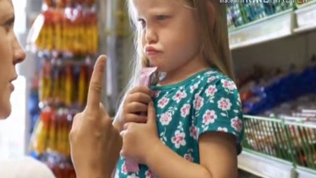 Что делать если ребёнок в магазине кричит и плачет...? В надежде заполучить красивый товар.