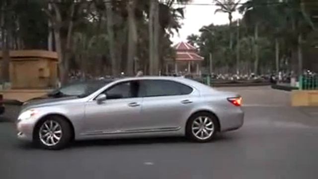 Lexus LS460L 2 смотреть онлайн