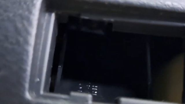 ? Как снять карту двери Toyota Avensis? Снимаем обшивку двери Тойота Авенсис, подробное видео сняти смотреть онлайн