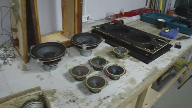 Про корпуса и динамики Б1-01. Разобрал колонки ЭЛЕКТРОНИКА Б1-01