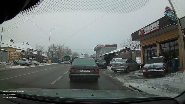 Шымкент. Автобус. Нарушение ПДД. смотреть онлайн