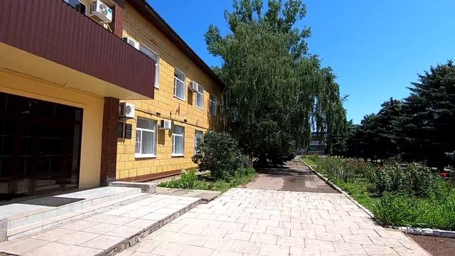 Ко мне на стажировку пришел молодой сварщик! Я думаю месяц будет интересным! смотреть онлайн