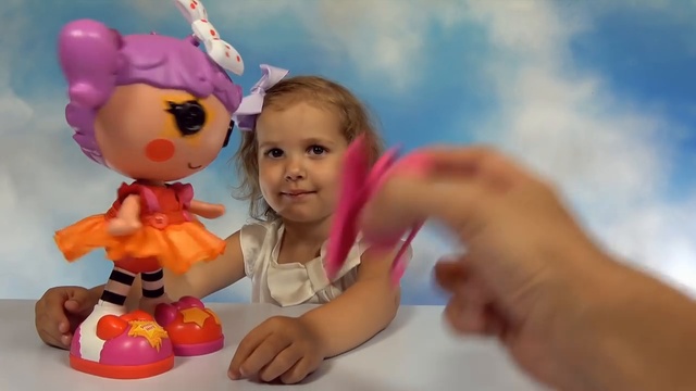 Лалалупси кукла танцует с Катей распаковка игрушки куклы дискотека с игрушками и смотреть онлайн
