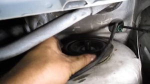 Стойка амортизаторная Мерседес Вито, снятие, установка.