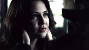 Kol and Davina II Движения