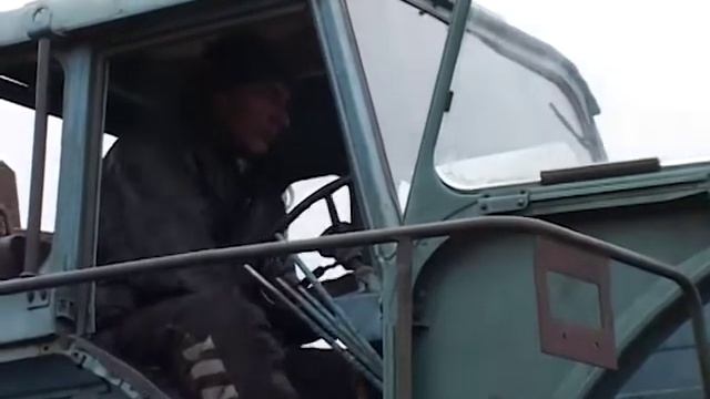 "Древний" свеклоуборочный погрузчик СПС-4,2 смотреть онлайн
