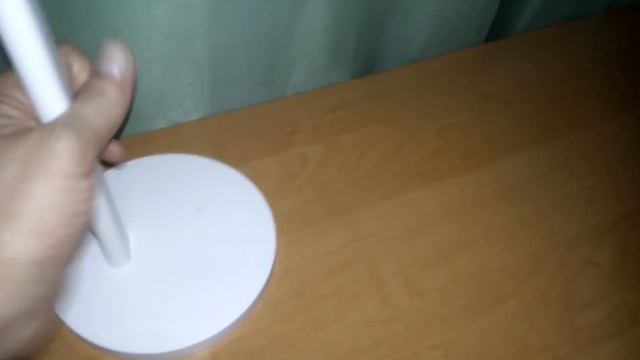 Настольная лампа с USB-питанием Yeelight YLTD01YL, купленная в GearBest смотреть онлайн