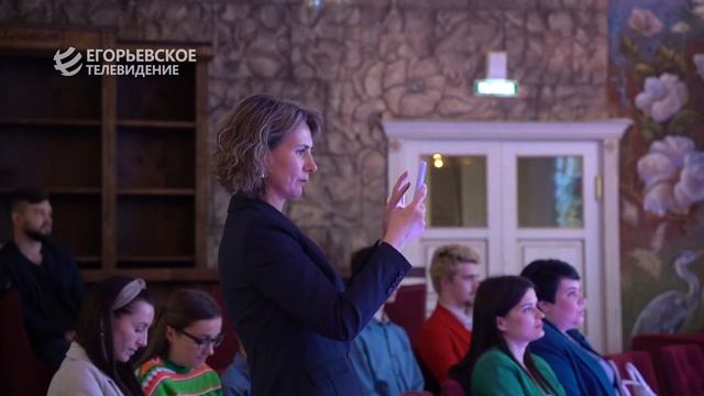 В Бережках-Холл провели день открытых дверей для молодожёнов и свадебных специалистов смотреть онлайн