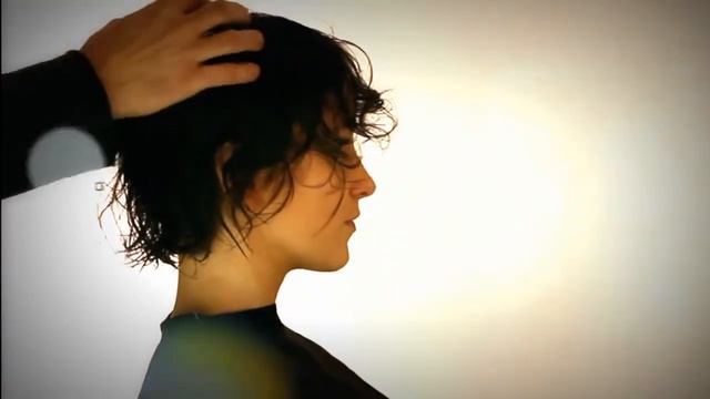 Стрижка на средние волосы + макияж на Новый год смотреть онлайн