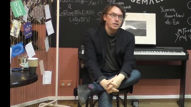 "Когда приходят рыжие собаки": Воденников о личной жизни, вдохновении, поэзии смотреть онлайн