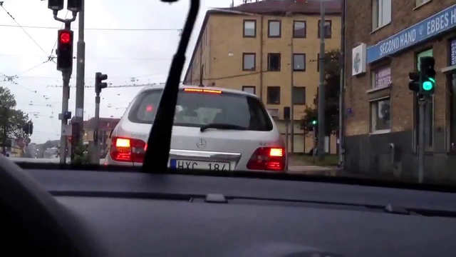 Слежка Скрытая камера смотреть онлайн