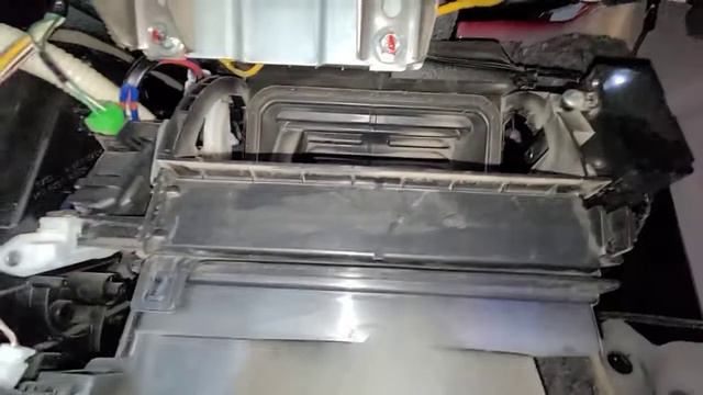 2020 Mitsubishi Mirage Cabin Filter removal / change смотреть онлайн