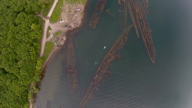 Sup. Прогулка над кладбищем кораблей в бухте Труда, остров Русский. смотреть онлайн