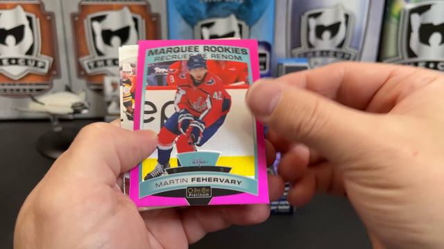 HOME RUN! Opening 2019-20 O-Pee-Chee Platinum Hockey Box Break! смотреть онлайн