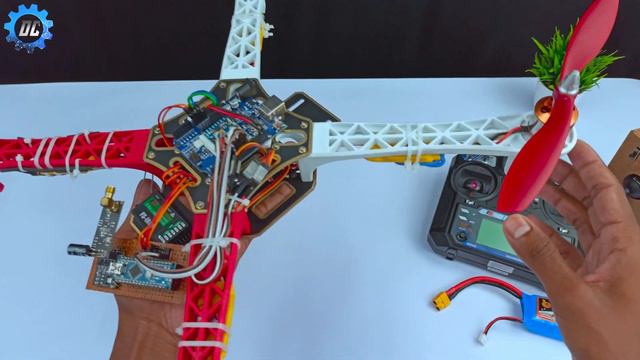 How to fly Drone with homemade Transmitter | how to make Drone | DIY Arduino Drone смотреть онлайн