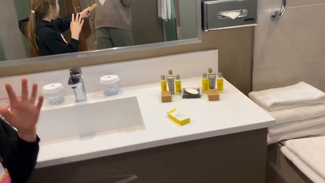 Отдых с детьми в Красной поляне. Обзор люкса в отеле Marriott смотреть онлайн