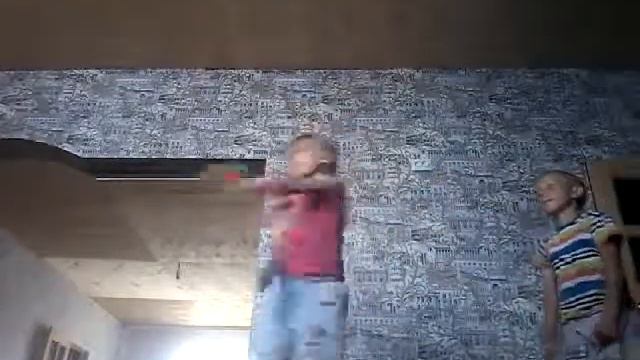 Танец под песню Витоминка смотреть онлайн