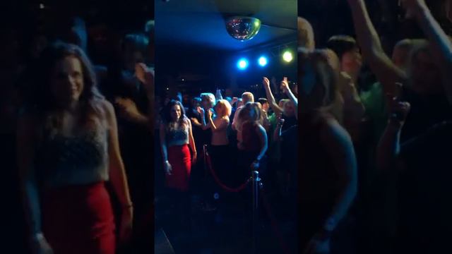 Работа с Offbeat Orchestra в Мюнхене смотреть онлайн