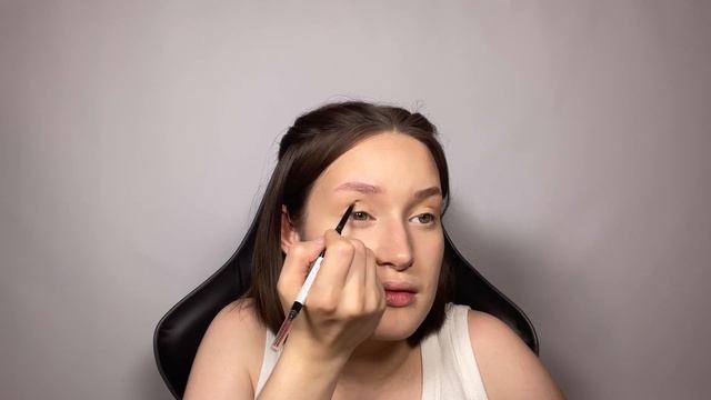 Ангельский макияж?, первый раз пробую приклеить стразы| angelic makeup смотреть онлайн