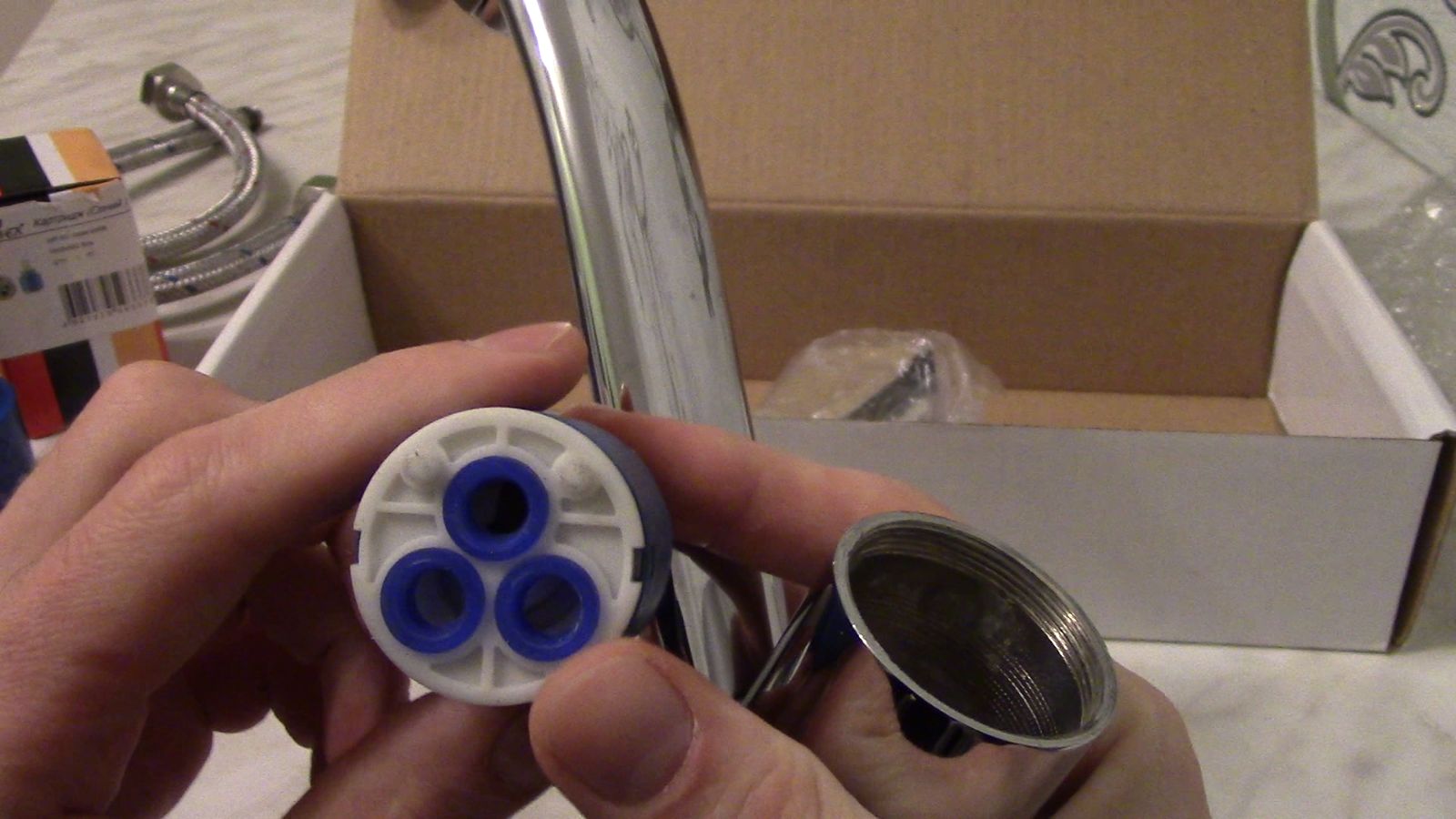 Смеситель для кухни. Замена картриджа в смесителе. смотреть онлайн