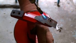 Как легко выкрутить заржавевшие шурупы на ледорубе?!!!