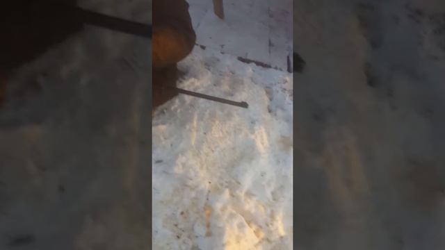 Ремонт подручными средствами рычага снегохода. смотреть онлайн