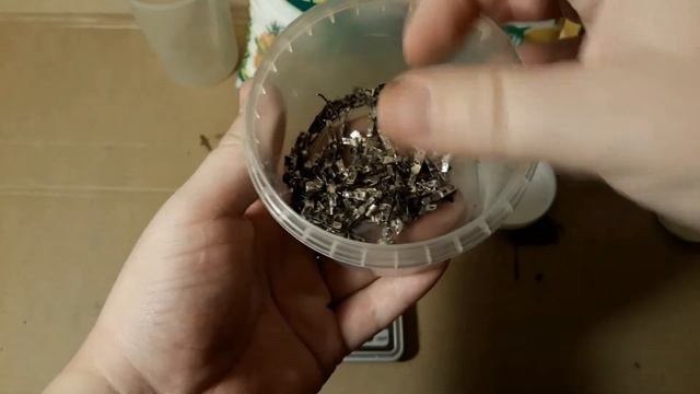 Готовлю растворитель припоя из доступных веществ. Рецепт Франсуа Пелье смотреть онлайн