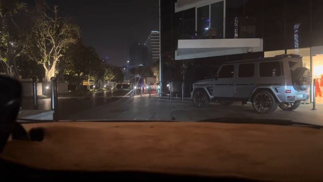 From Dubai Airport to FIVE Palm Jumeirah Hotel (Episode 03_Dubai Tour 2023) смотреть онлайн
