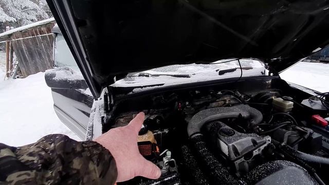 СДЕЛАЛ ТАК И ПЕЧКА В МОРОЗ ГРЕЕТ МАШИНУ  КАК  ВЕЗУВИЙ СОГРЕЛ  ПОМПЕЮ.