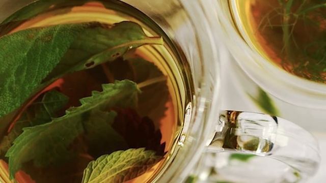 Как быстро устранить запах ног в домашних условиях. Ванночки для ног. смотреть онлайн