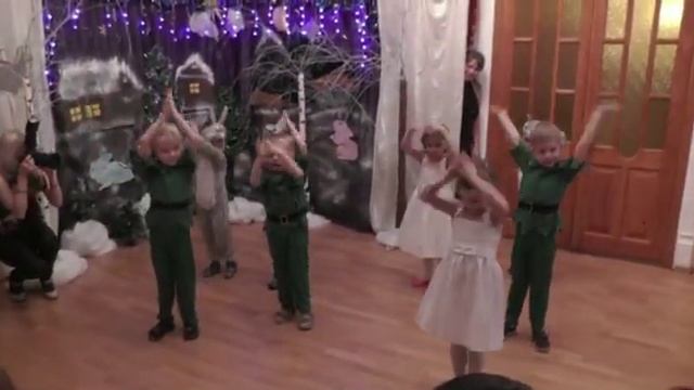 танец зайцев в ДС "МАМАнтенок" смотреть онлайн
