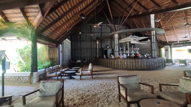 Обзор территории (часть 2) Kuredu Island Resort & Spa, Куреду, Мальдивы июнь 2021 смотреть онлайн