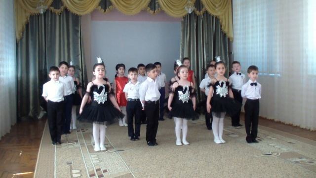 сцена 4 подари улыбку миру смотреть онлайн