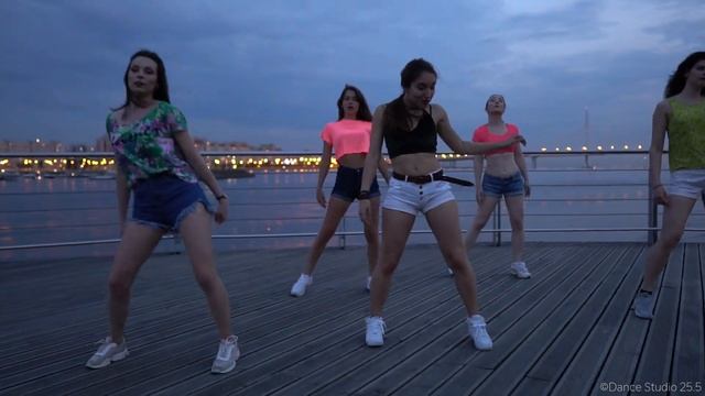 Reggaeton. Elizaveta Carracedo || Dance Studio 25.5 смотреть онлайн