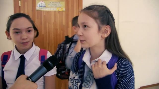 Обычная учительница выиграла поездку в Париж / «Мел» и Спасибо от «Сбербанка» смотреть онлайн