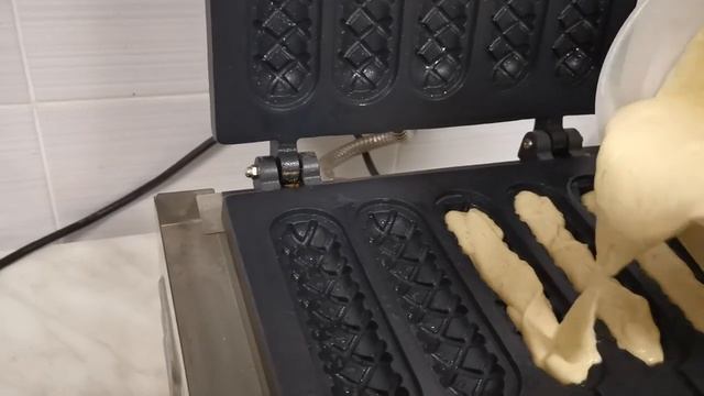 Корндоги за 5 минут. Приготовление корндогов из смесей "CREMAVERA" смотреть онлайн