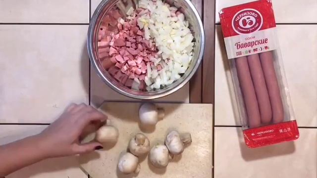 Запеченный картофель с сосисками смотреть онлайн