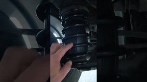 Установка пневмобалонов на Хундай Крета