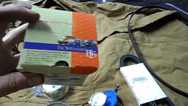 Перегрев двигателя семейства НИВА.Замена шкива помпы. смотреть онлайн