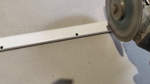 Как сделать внешний угол на натяжном потолке своими руками