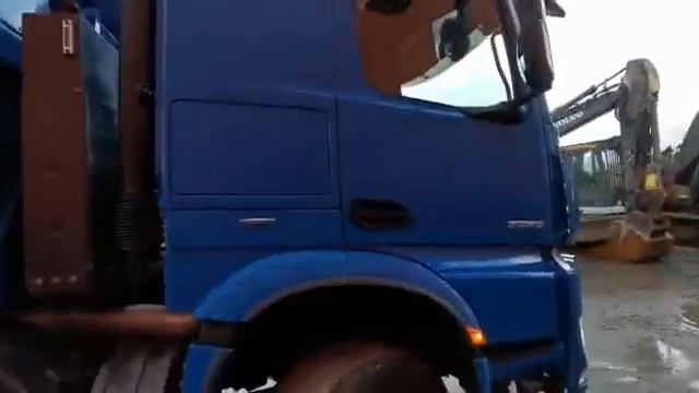 Mercedes-Benz Arocs 8x4 RETARDER смотреть онлайн