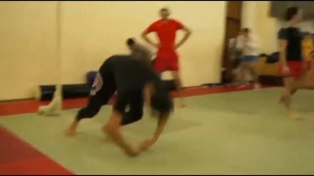 Упражнение/ кувырок выброс ног смотреть онлайн